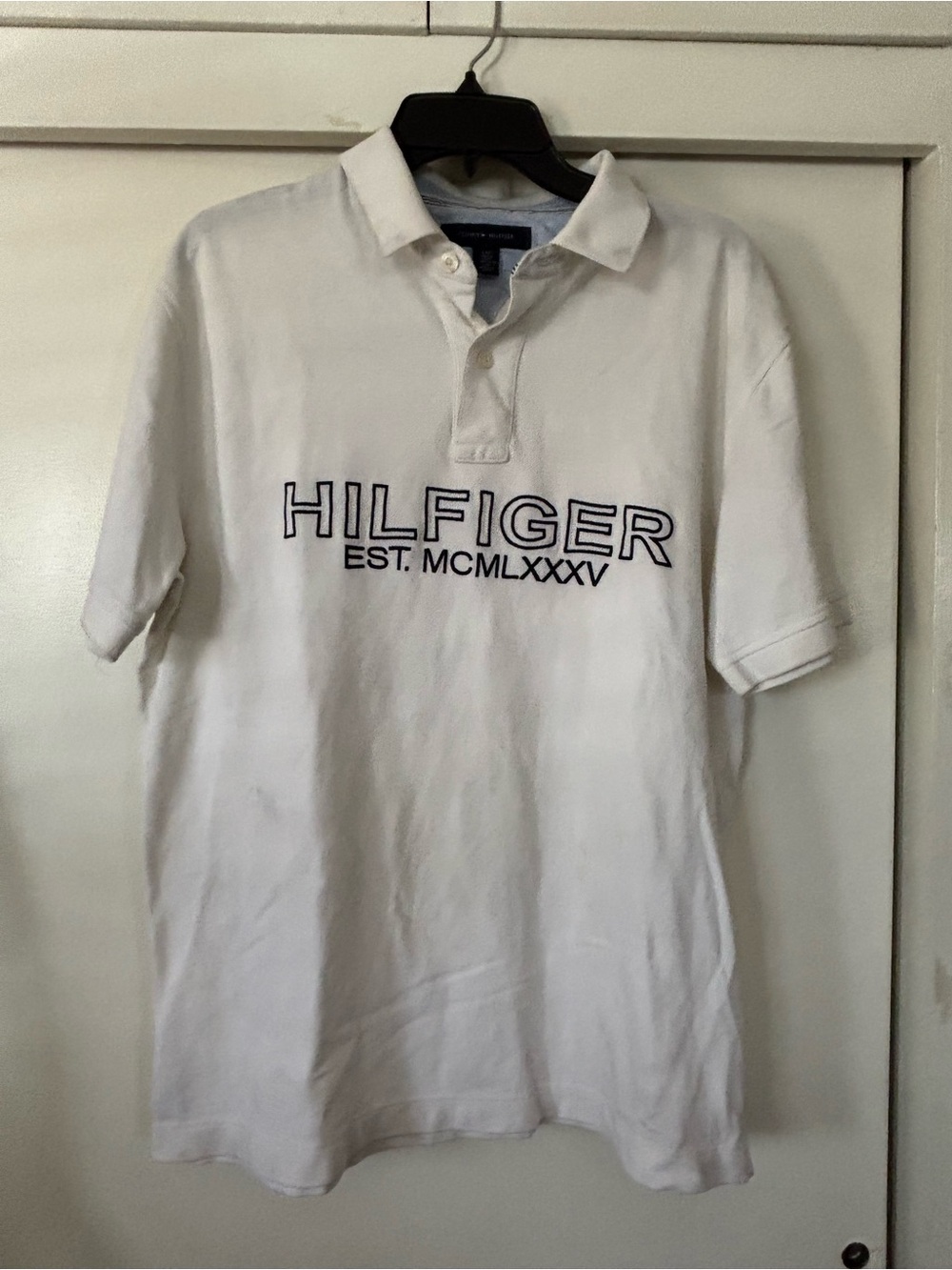 Tommy Hilfiger White Men’s Polo Shirt with Navy Logo Embroidery L
